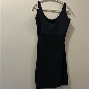 Spanx black sleeveless scoop neck slip - size large